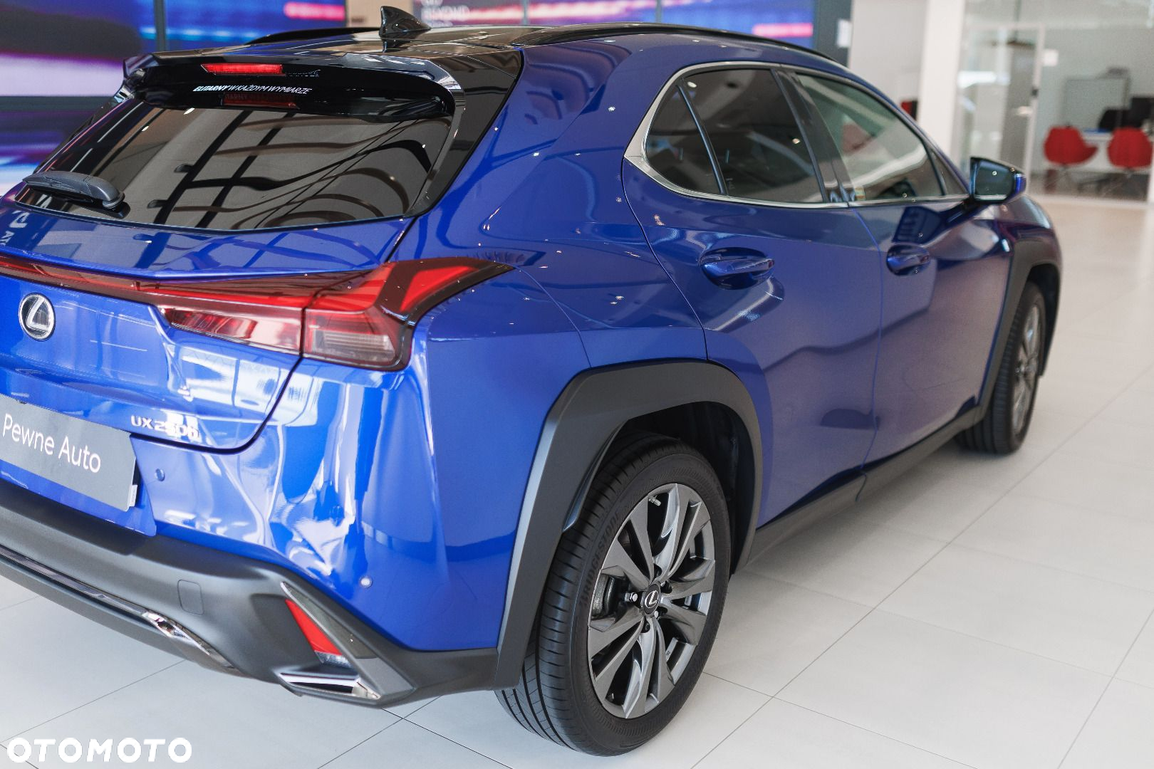 Lexus UX - 28