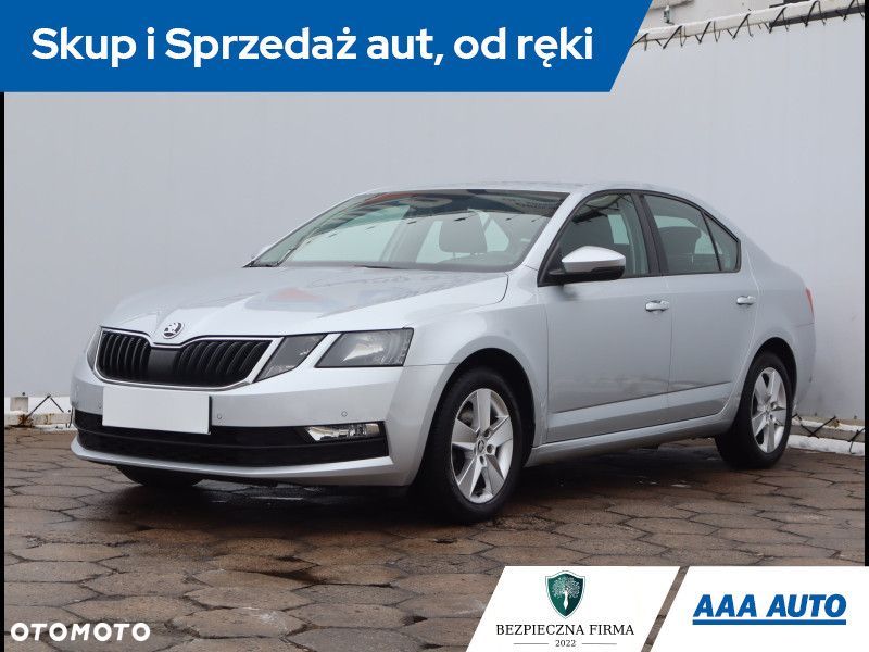 Skoda Octavia - 3