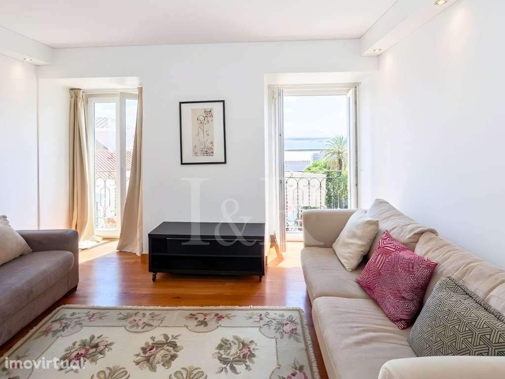 Apartamento T2 com varanda e vista rio no Chiado, Lisboa - Grande imagem: 2/24