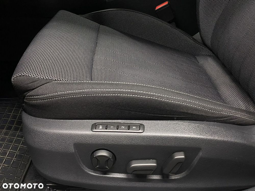 Skoda Superb 2.0 TDI SCR Style DSG - 15