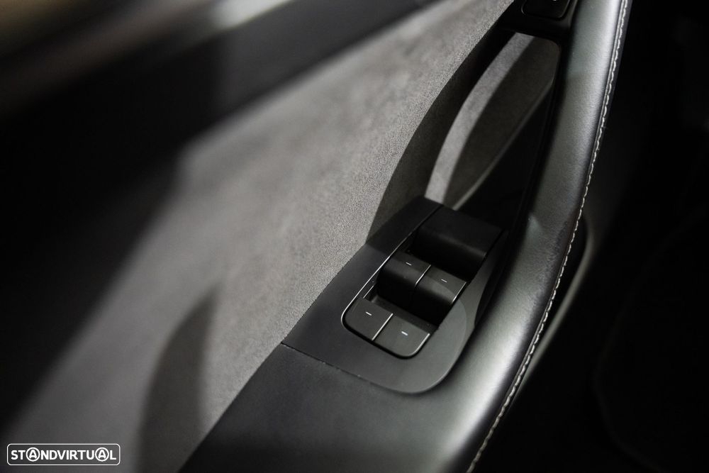 Tesla Model 3 Tração Traseira - 15