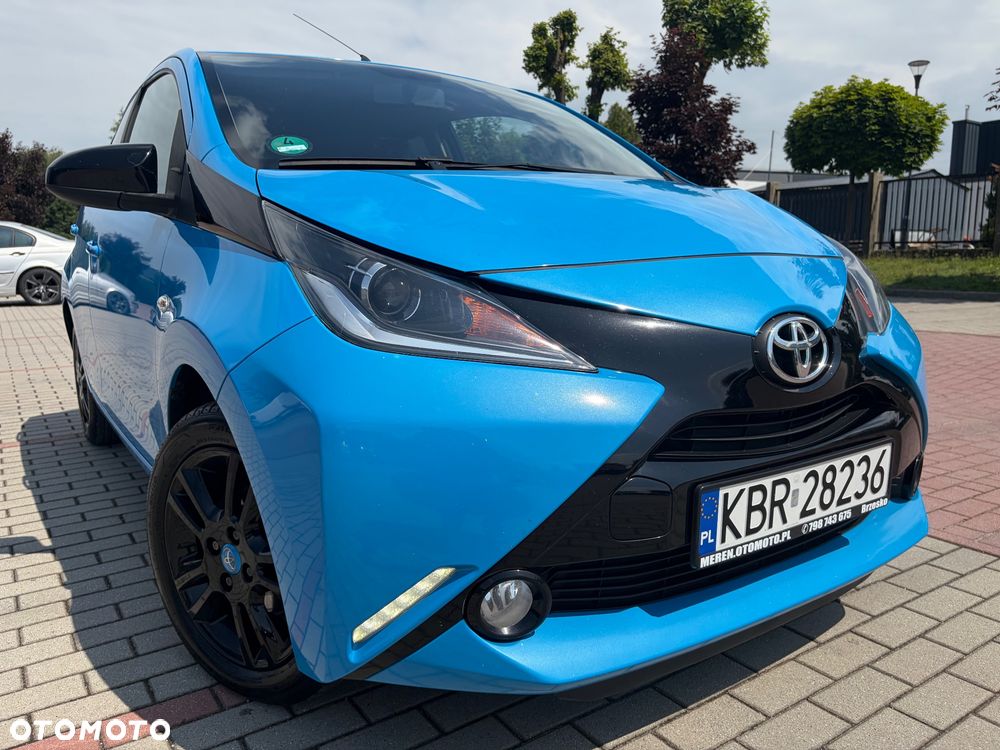Toyota Aygo x-play Eco - 2
