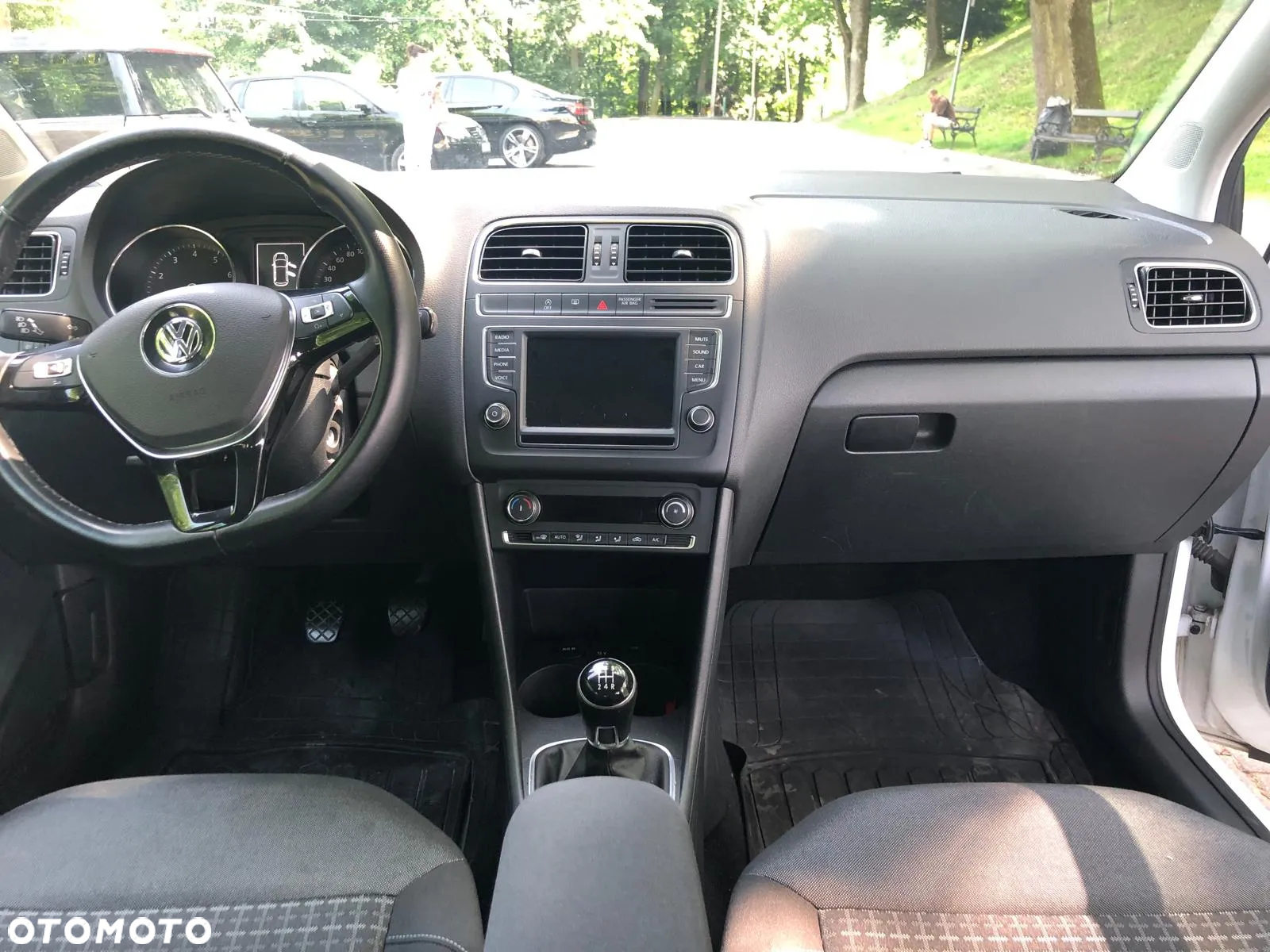 Volkswagen Polo - 8