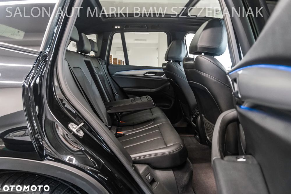 BMW X3 xDrive30d Advantage - 31