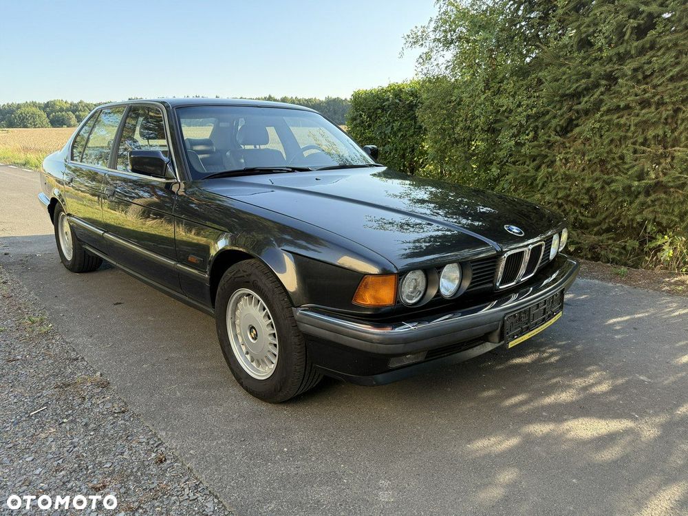 BMW Seria 7 - 31
