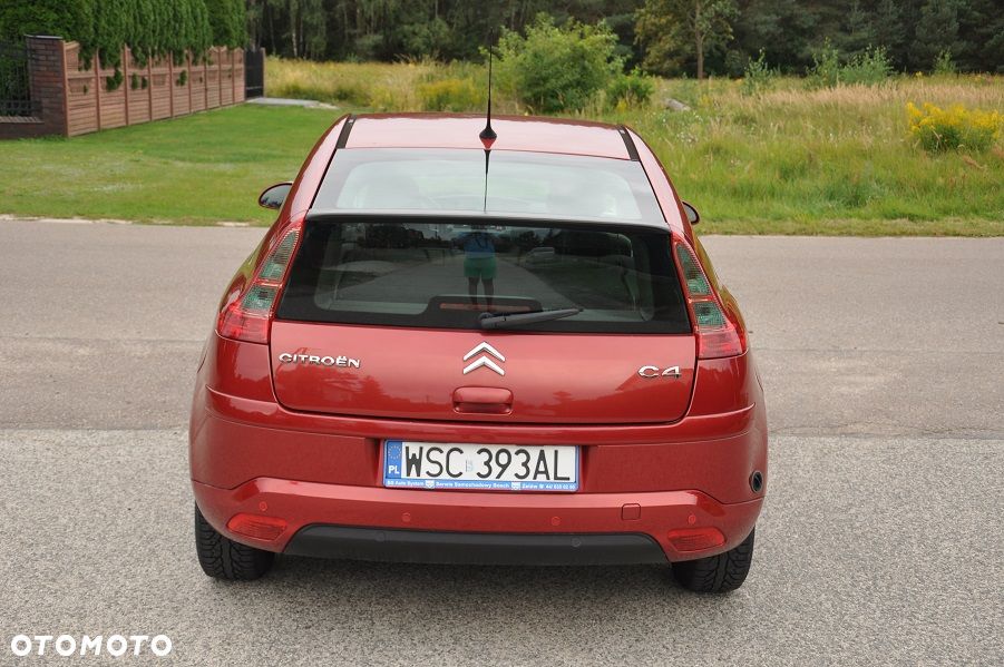 Citroën C4 1.4 16V Impress - 4