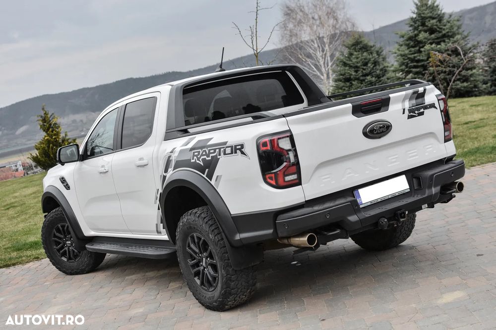Ford Raptor - 24