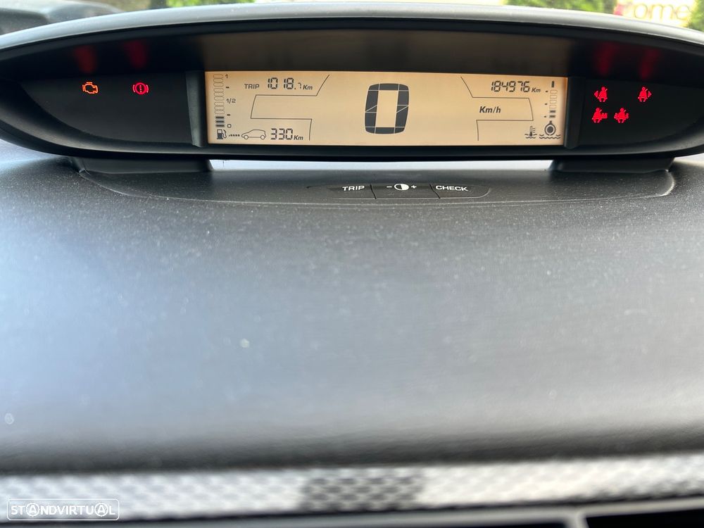 Citroën C4 1.6 HDi 110 VTR Pack - 2