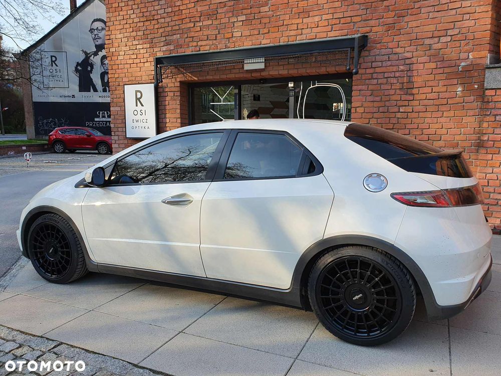 Honda Civic 1.8 Executive - 3