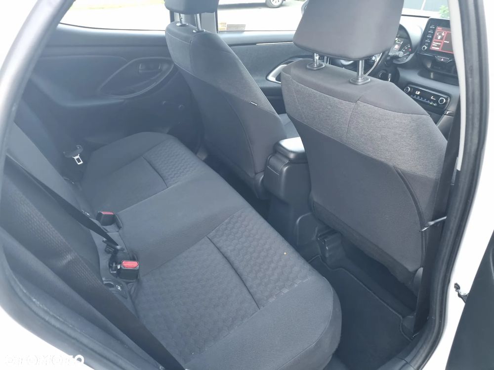 Toyota Yaris Hybrid 1.5 Comfort - 31