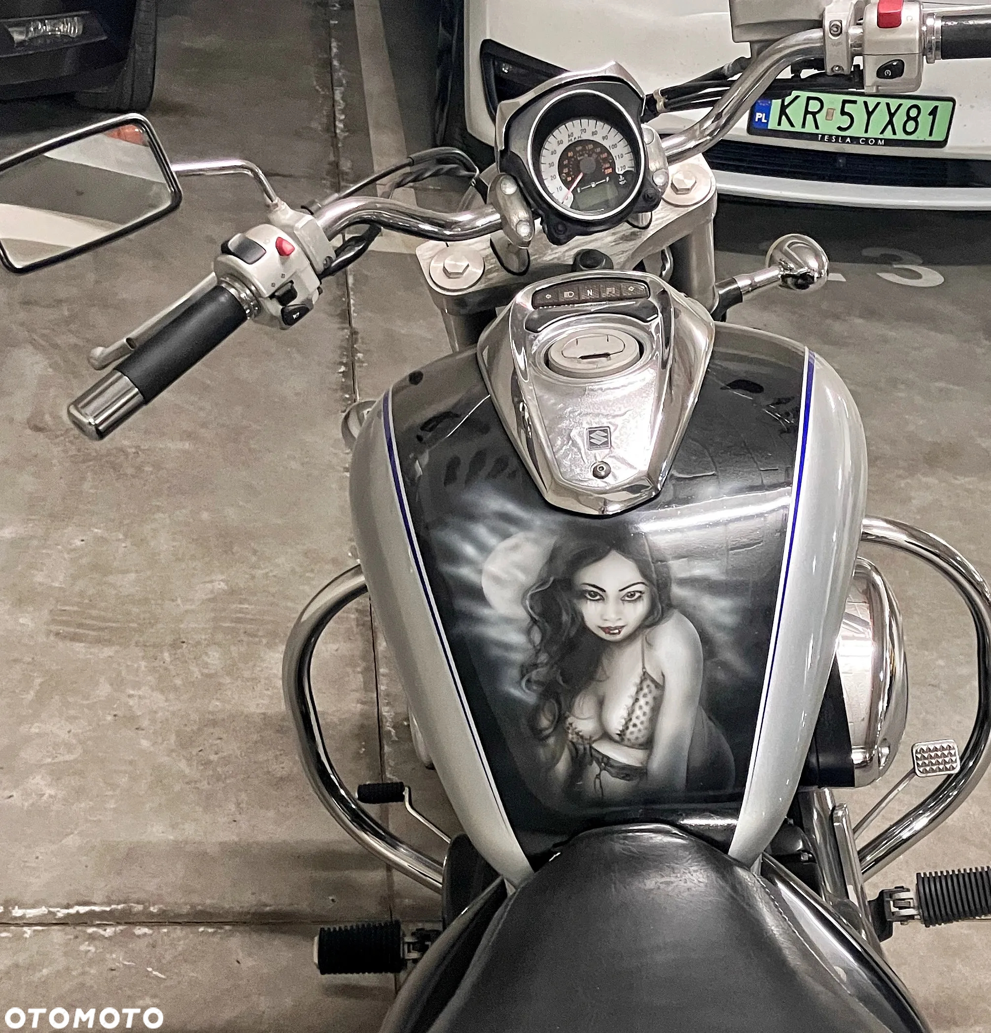 Suzuki Boulevard - 4