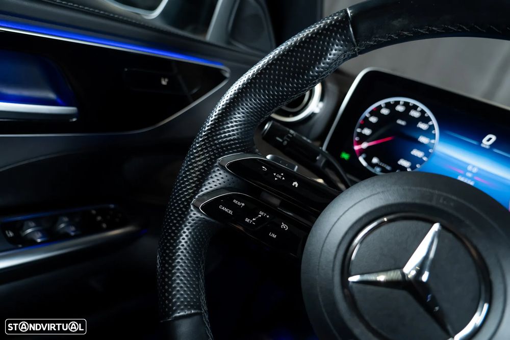 Mercedes-Benz C 300 d AMG Line - 11