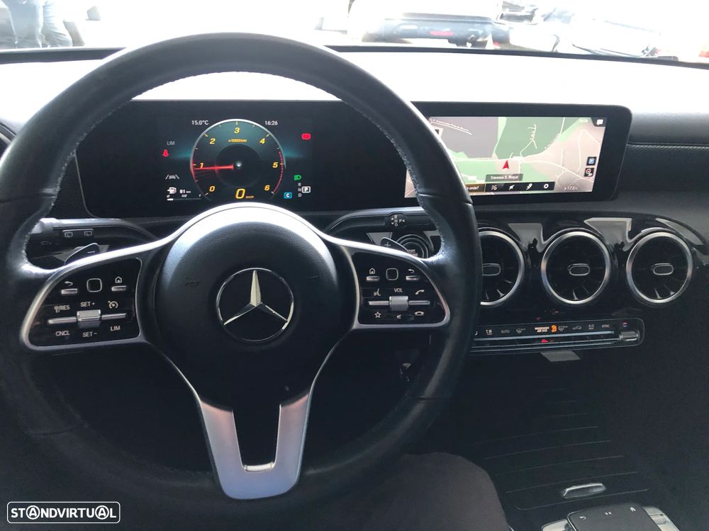 Mercedes-Benz A 180 d Progressive Aut. - 11