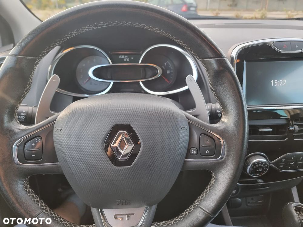 Renault Clio - 10
