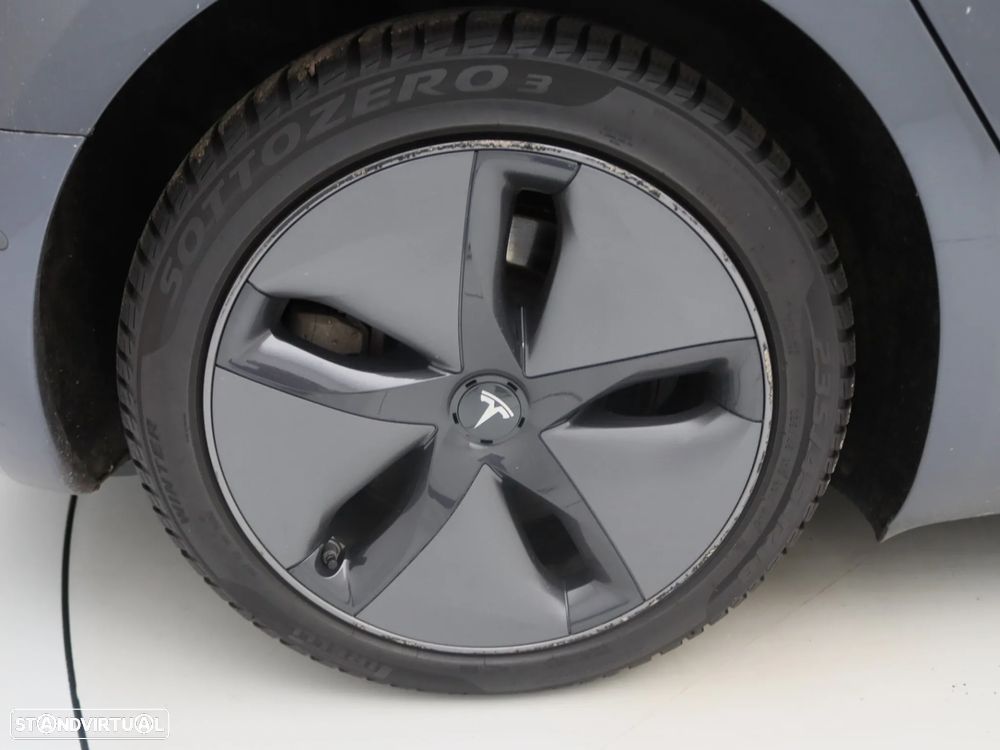 Tesla Model 3 Long-Range Dual Motor AWD - 9