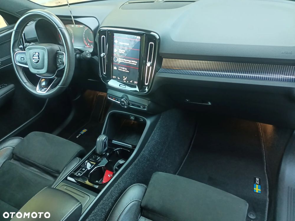 Volvo XC 40 T4 - 6