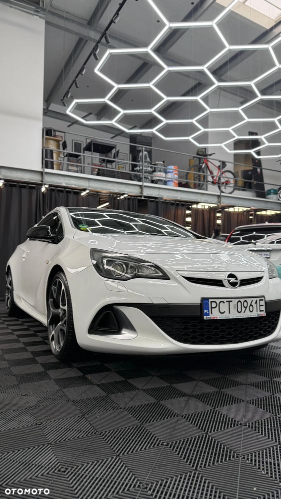 Opel Astra OPC - 14