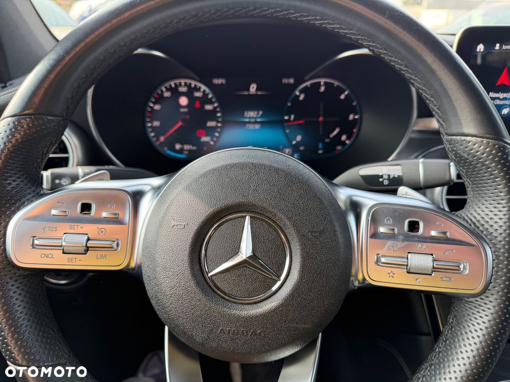 Mercedes-Benz GLC - 16