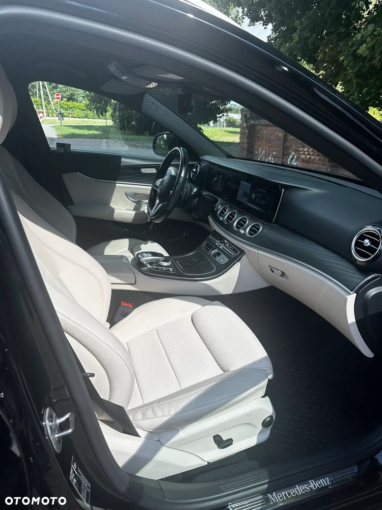 Mercedes-Benz Klasa E 220 d Business Edition 9G-TRONIC - 14