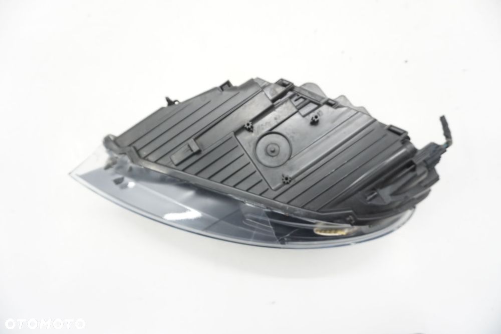 VOLVO V40 II LAMPA PRAWY PRZÓD ANGLIK 31283329 - 3