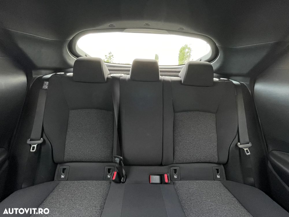 Toyota C-HR 1.8 HEV 140 CP 4x2 CVT Active - 31