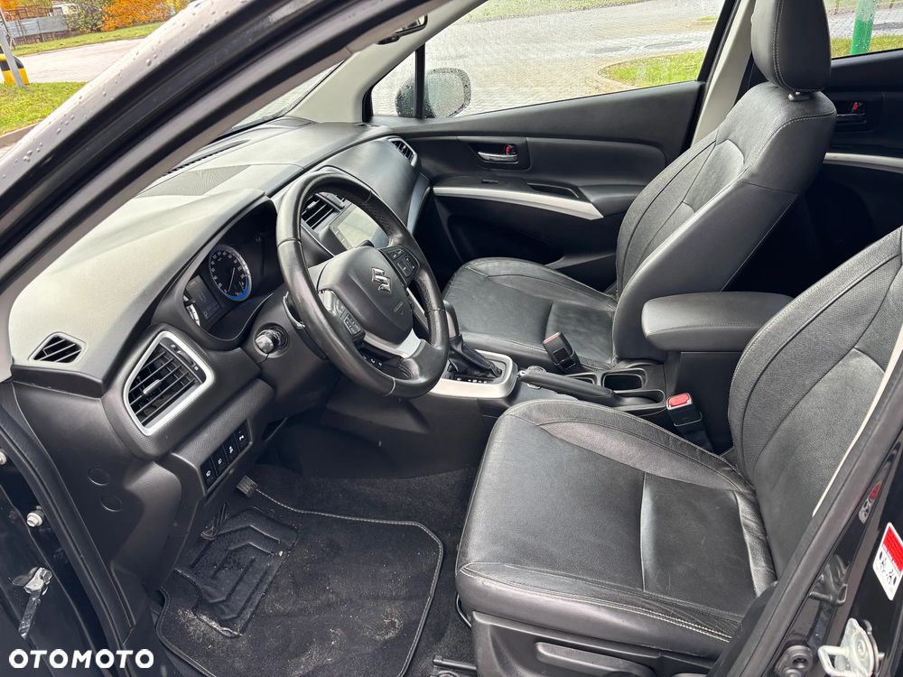 Suzuki SX4 S-Cross 1.6 Premium Plus 4WD CVT - 10
