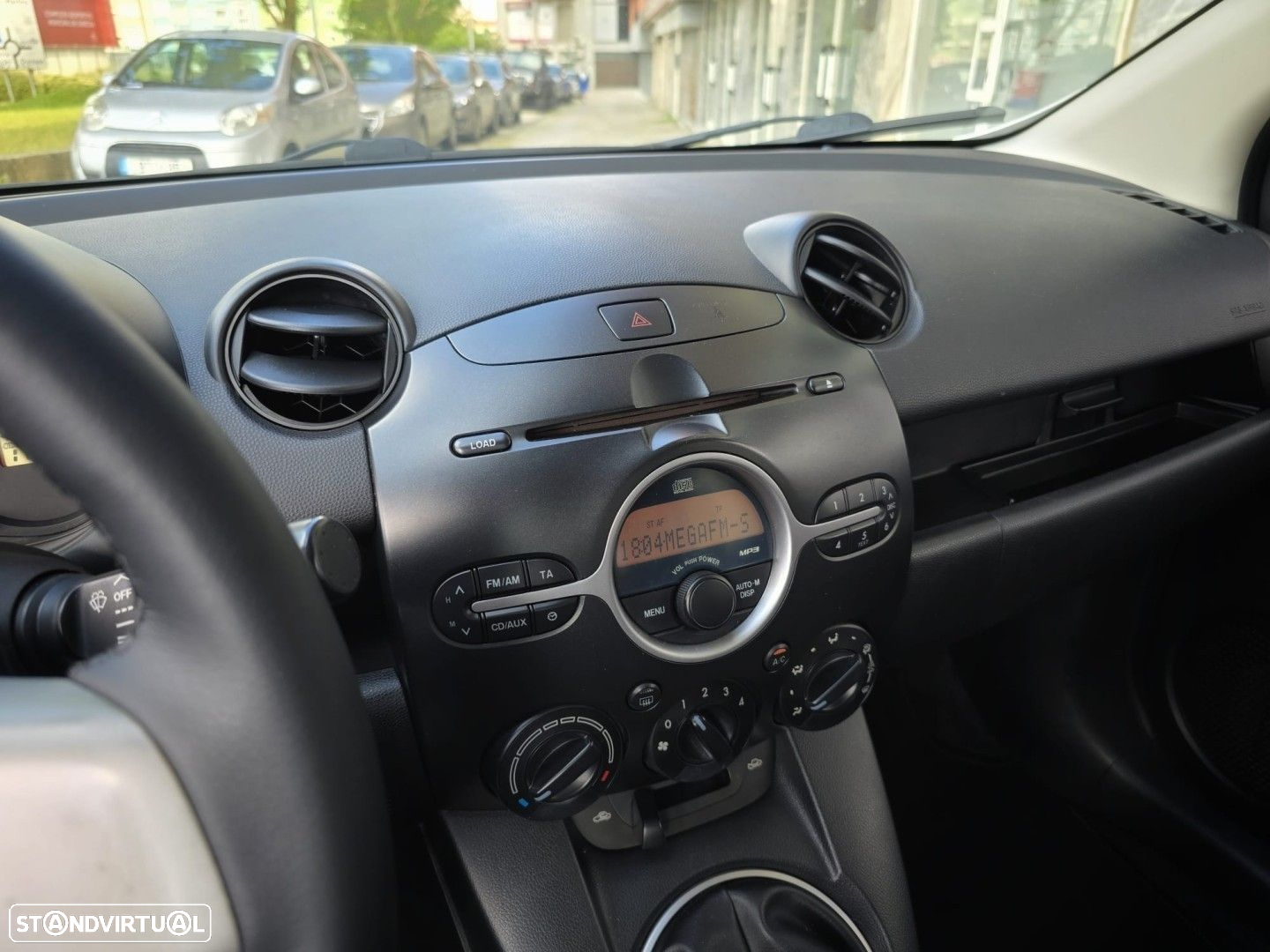 Mazda 2 1.3 MZR Comfort - 18