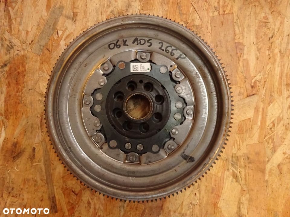 kolo dwumasowe dwumasa audi vw 2.0 tsi tfsi  06k105266p