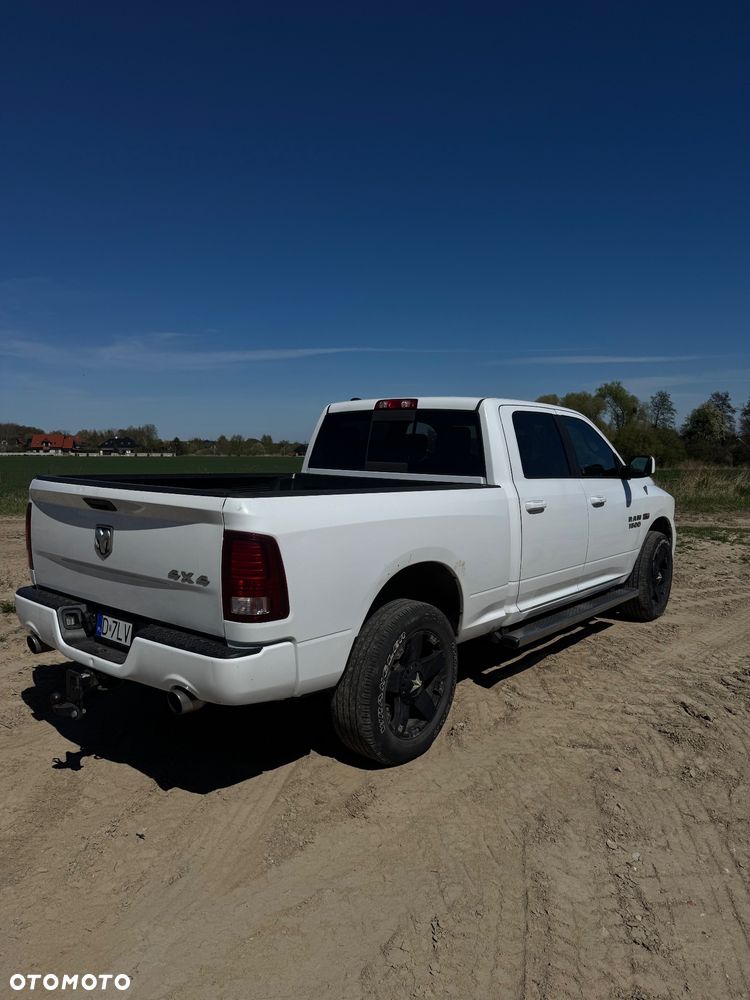Dodge RAM 5.7 4x4 - 6