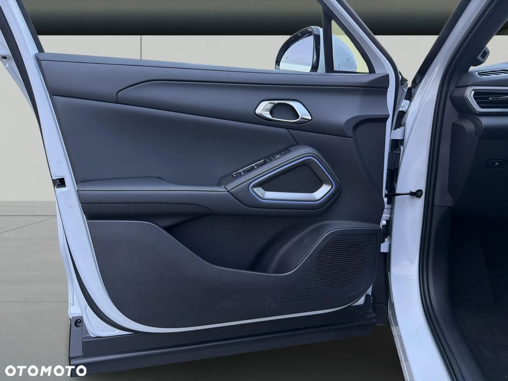 BYD Atto 2 DM-i Boost - 11