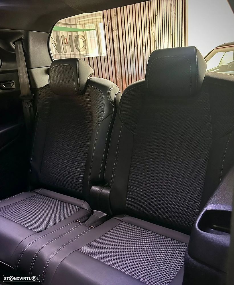 Peugeot 5008 1.2 Hybrid GT e-DCS6 - 22