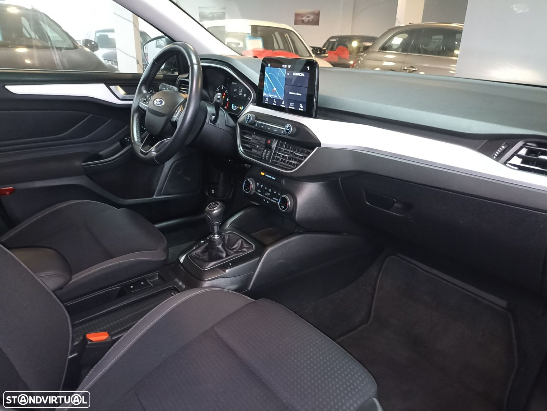 Ford Focus SW 1.5 TDCi EcoBlue Titanium - 17