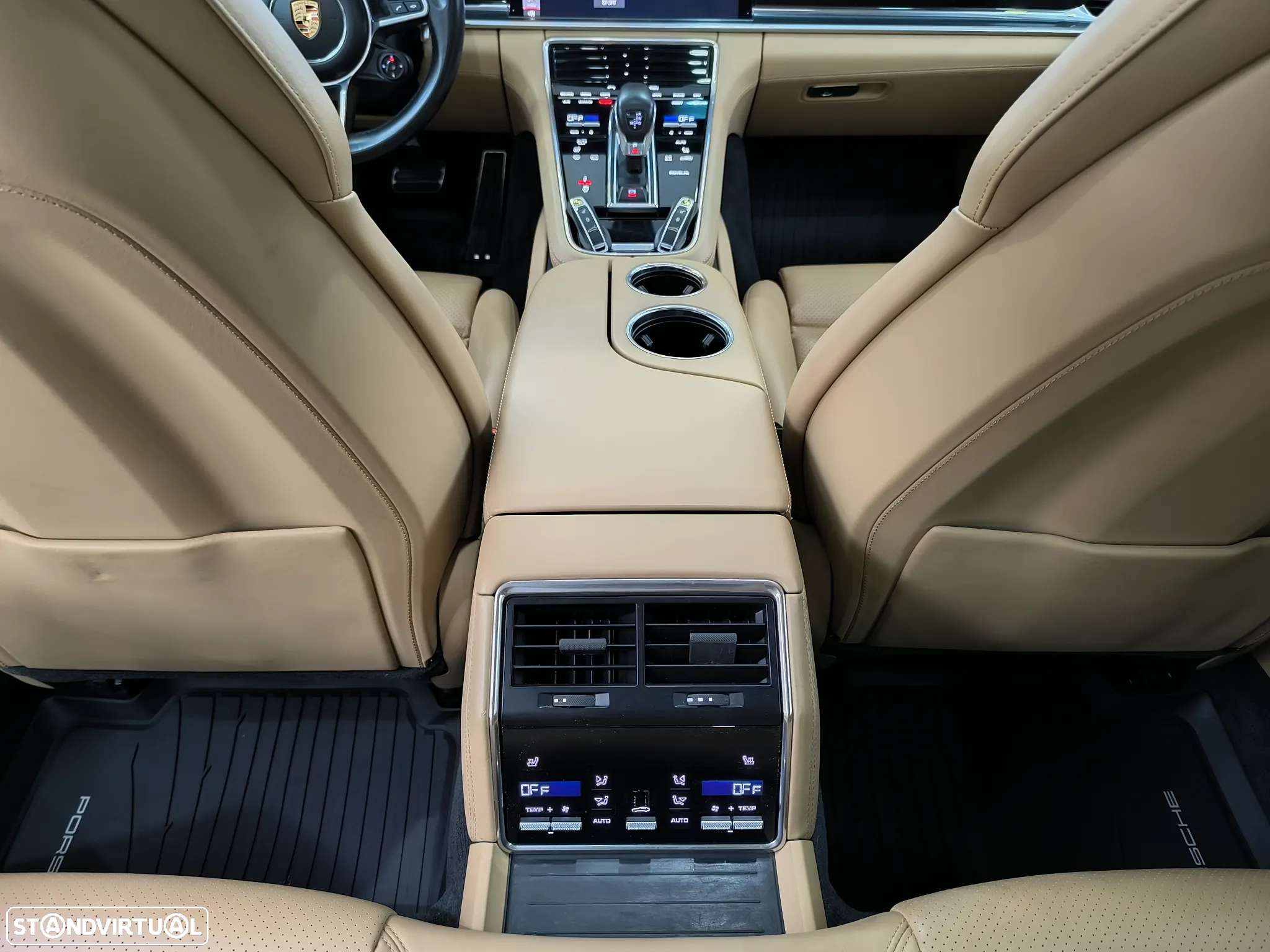 Porsche Panamera Sport Turismo 4 E-Hybrid - 44