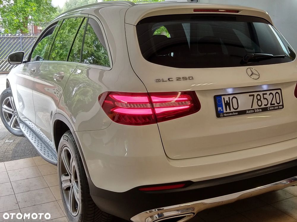 Mercedes-Benz GLC - 9