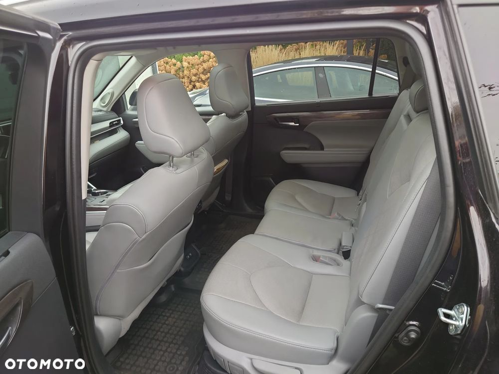 Toyota Highlander 2.5 Hybrid Executive - 5