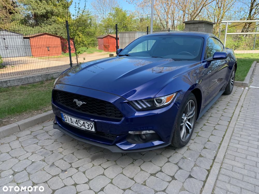 Ford Mustang - 2