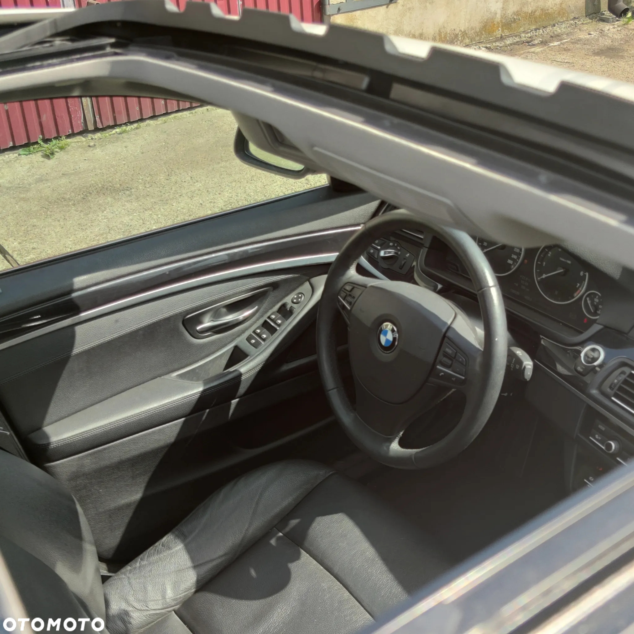 BMW Seria 5 520i GPF Luxury Line sport - 12