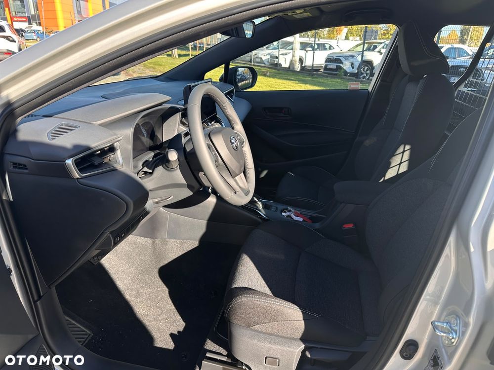 Toyota Corolla - 11