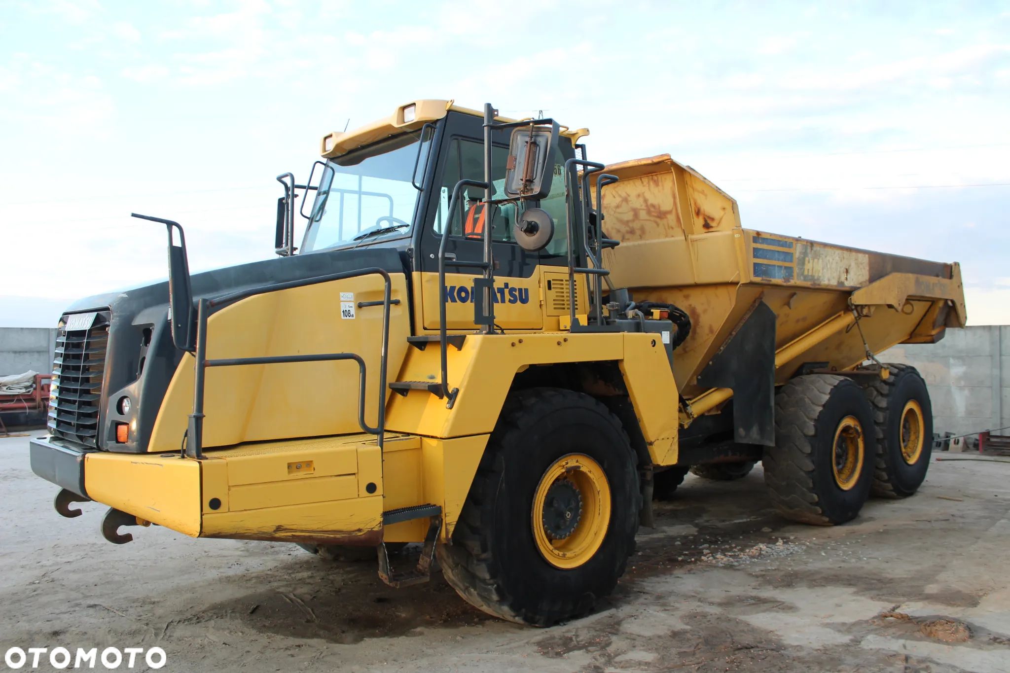Komatsu HM 300-5 z NIEMIEC - 1