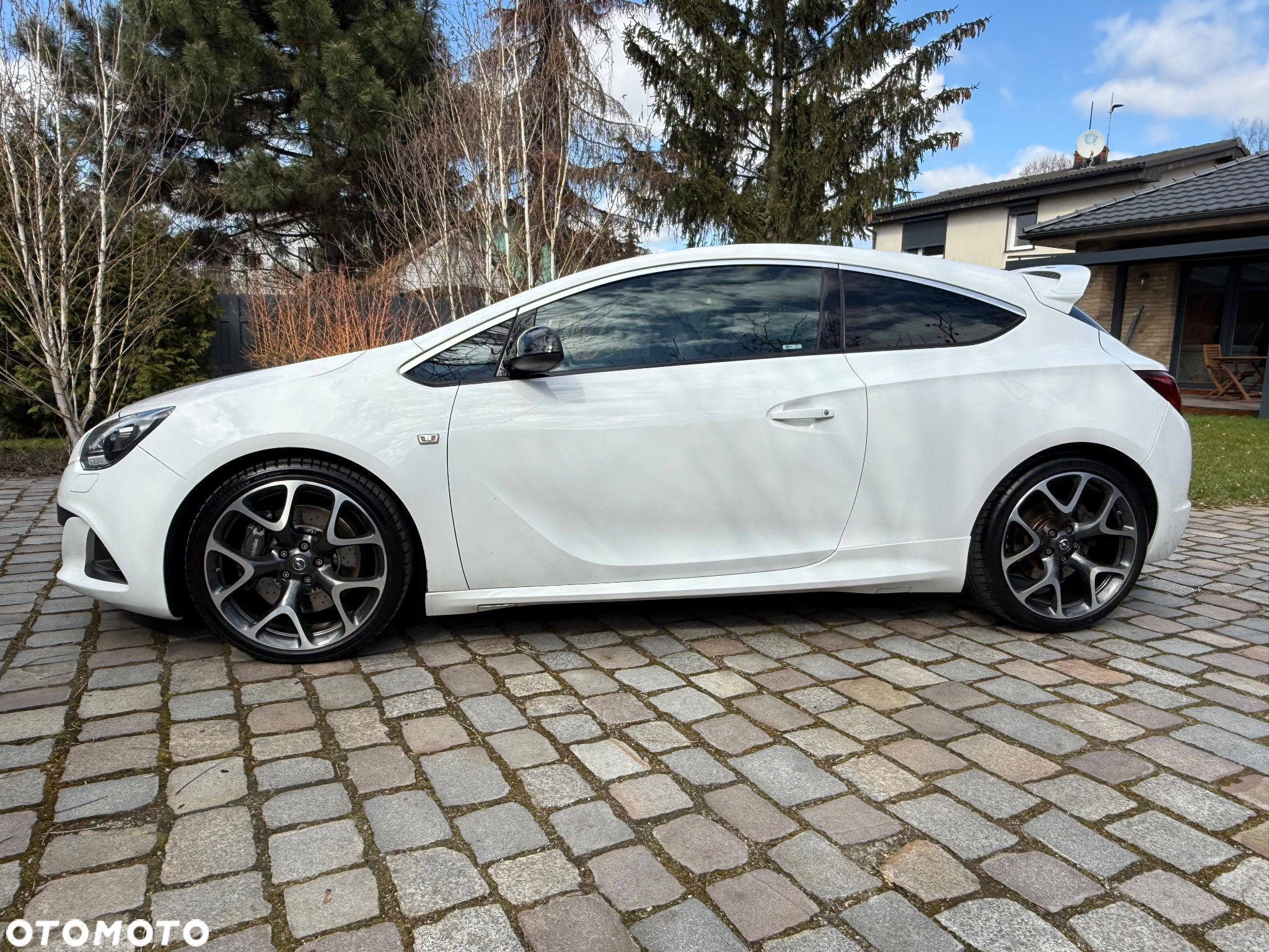 Opel Astra OPC Start/Stop - 2