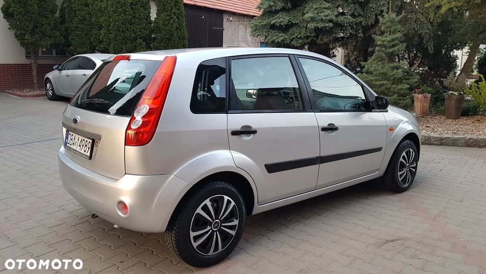 Ford Fiesta 1.25 Trend - 4