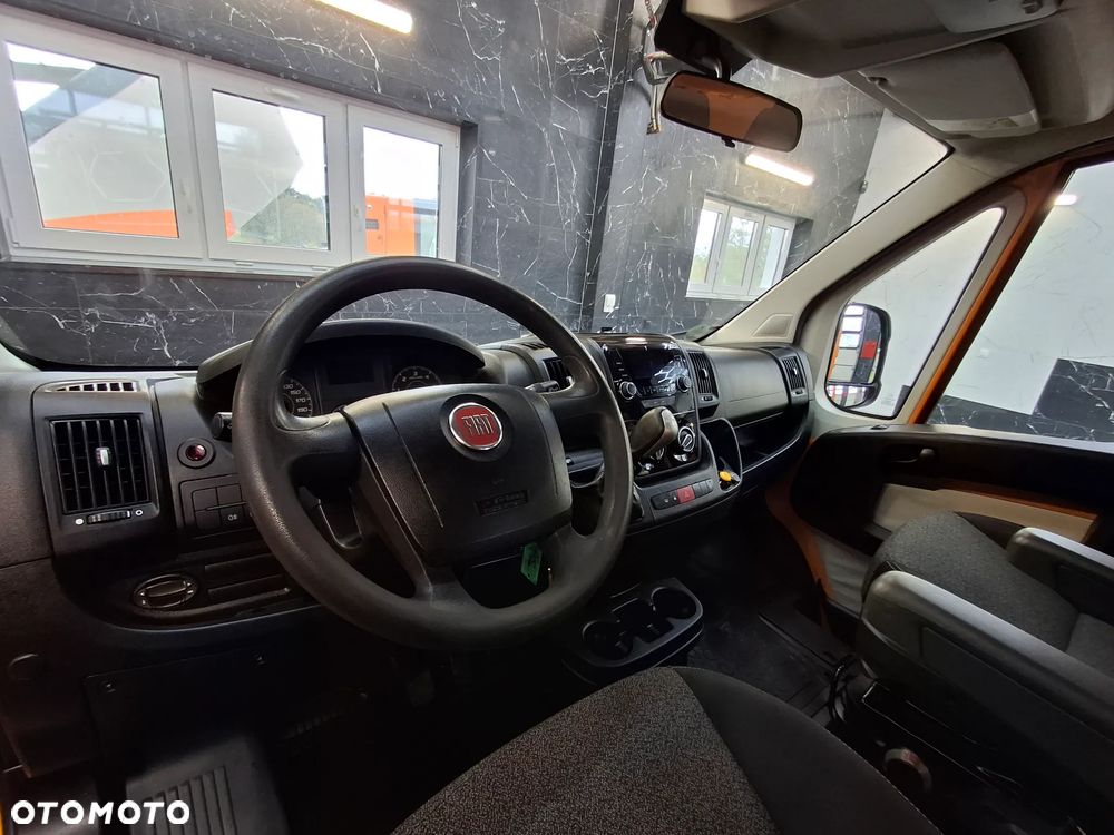 Fiat Ducato LIFT 2015r Automatyczna Skrzynia Biegów Brygadówka Doka Dubel Kabina Światła LED Hak Służba Autostradowa Służba Drogowa - 20