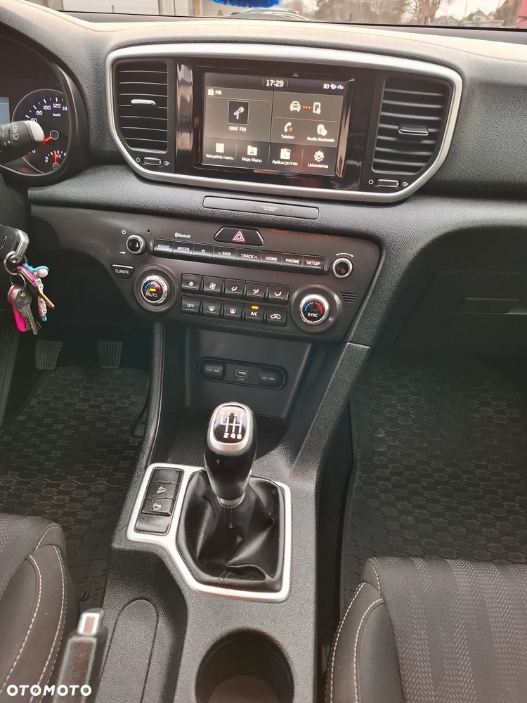 Kia Sportage 1.6 GDI M 2WD - 24