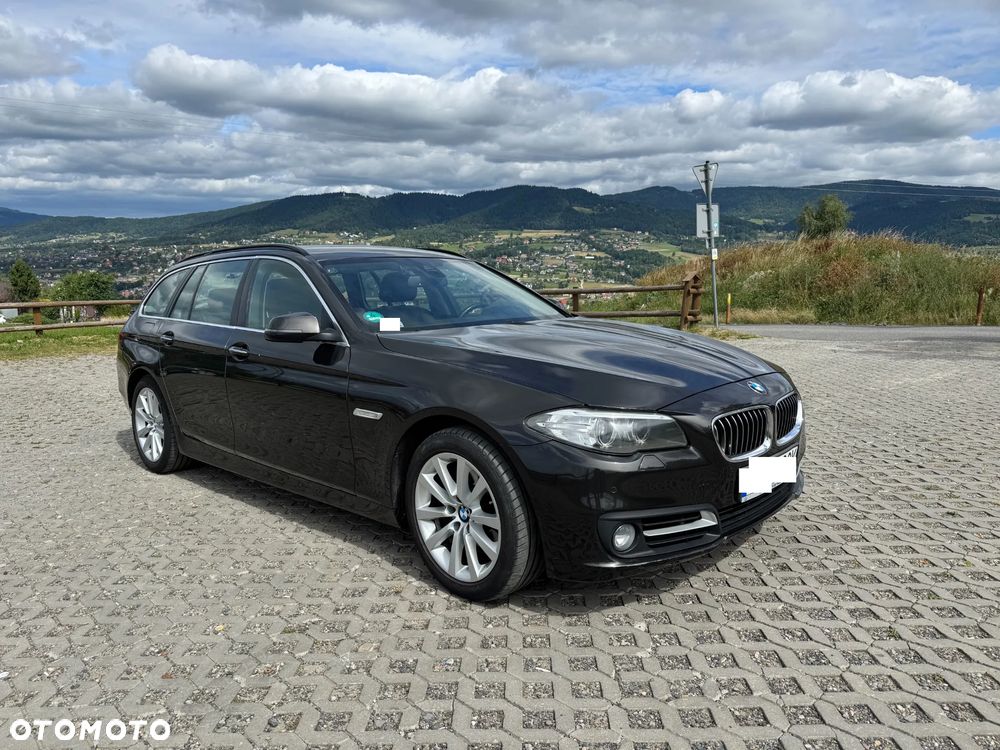 BMW Seria 5 525d xDrive - 1
