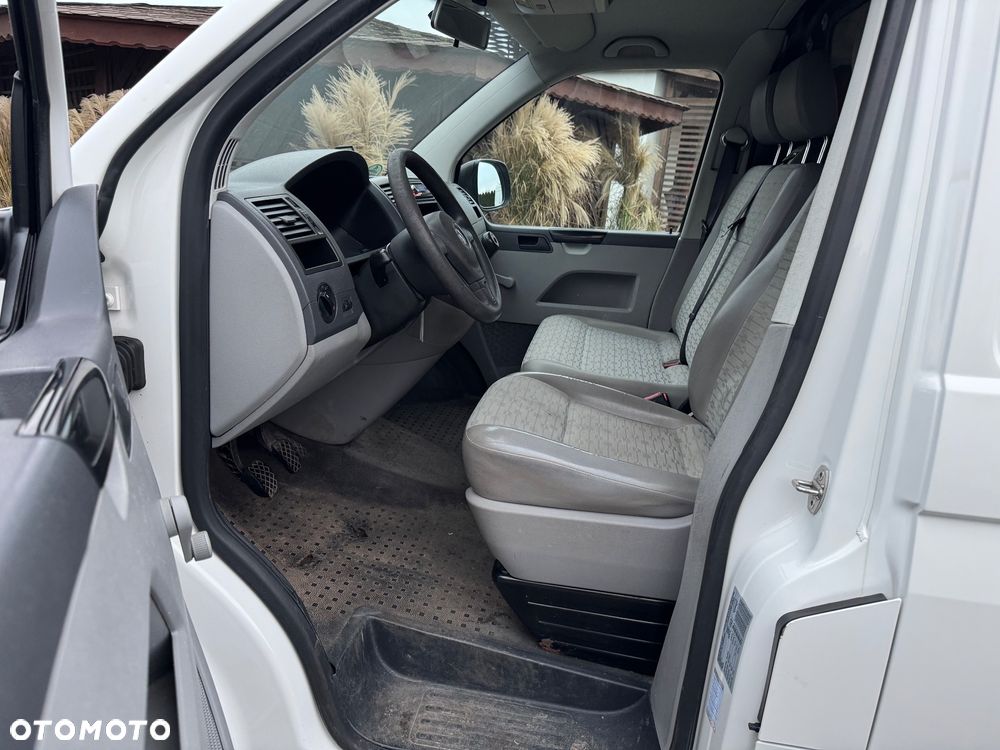 Volkswagen Transporter T5 - 15