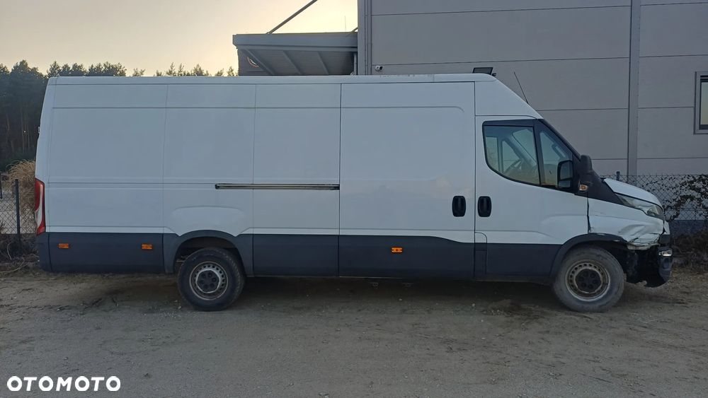 Iveco DAILY - 3