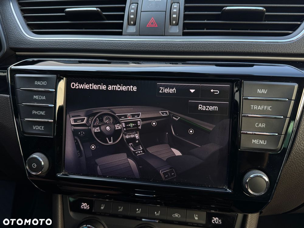 Skoda Superb 2.0 TDI DSG L&K - 27