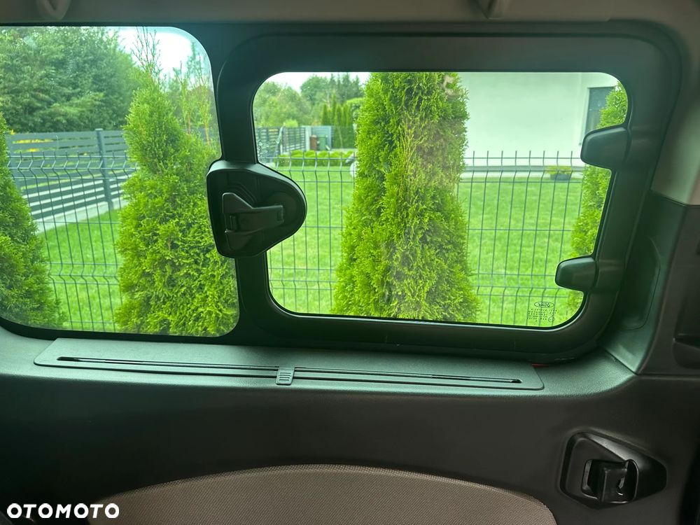 Ford Tourneo Custom 2.0 TDCi L2 Trend - 11
