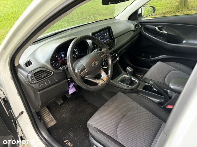 Hyundai i30 1.5 DPI Modern - 13