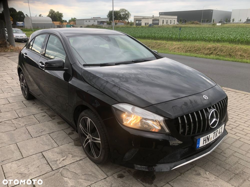 Mercedes-Benz Klasa A 180 d Activity Edition - 3